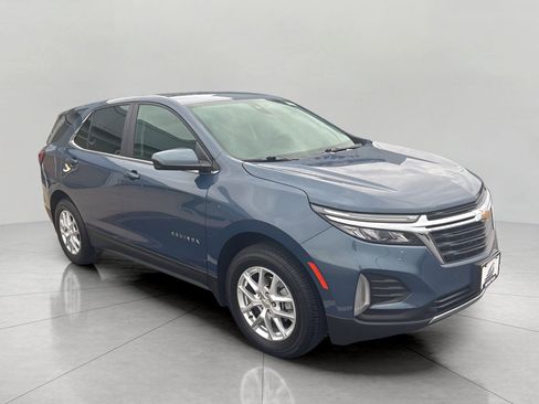 Used 2024 Chevrolet Equinox LT w/ LPO, Floor Liner Package image 1