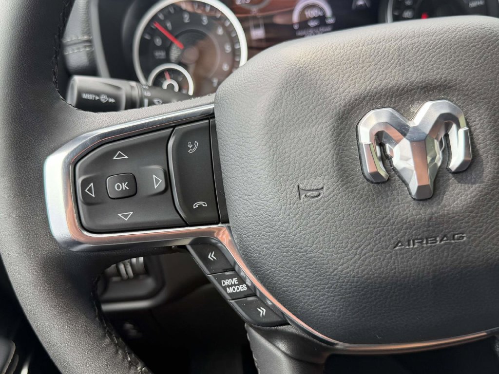 Used 2026 RAM 1500 Laramie AWD/4WD image 35