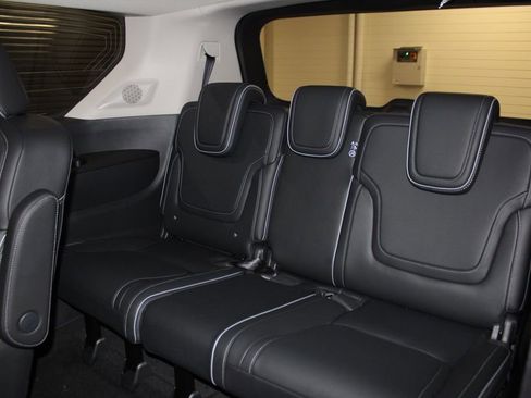 New 2026 INFINITI QX80 Luxe RWD image 33