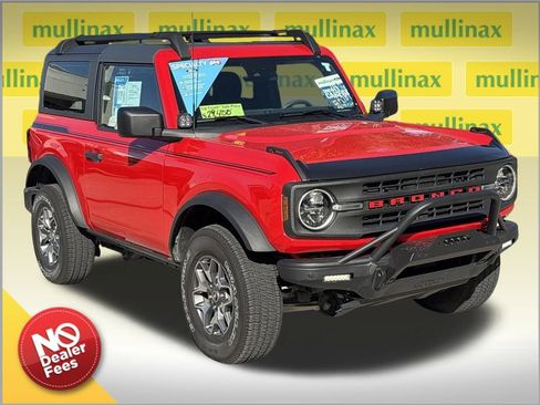 Used 2022 Ford Bronco Base image 1