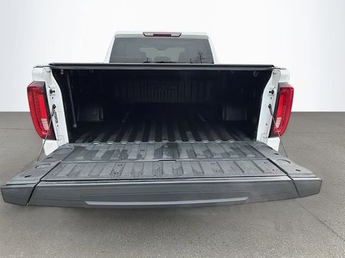 Used 2023 GMC Sierra 1500 SLT w/ SLT Convenience Package image 13