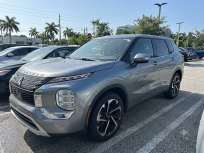 Used 2022 Mitsubishi Outlander SE