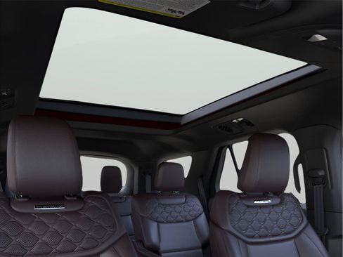 New 2026 Ford Explorer Platinum w/ LUX Leather Package AWD/4WD image 17