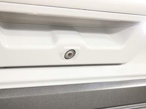 Used 2017 Ford F150 Raptor w/ Equipment Group 802A Luxury image 14