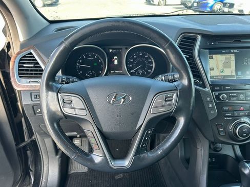 Used 2017 Hyundai Santa Fe Limited image 19