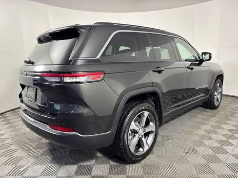Used 2024 Jeep Grand Cherokee Limited 4xe w/ Luxury Tech Group II AWD/4WD image 6