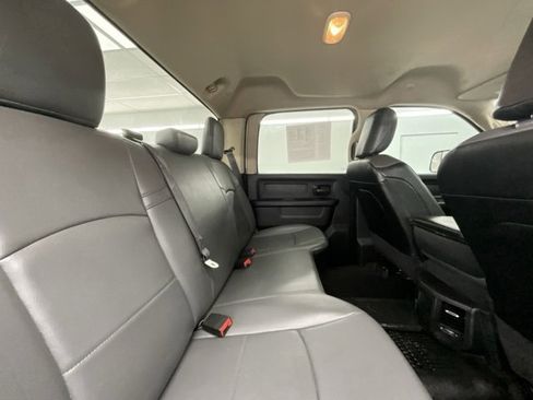 Used 2020 RAM 3500 Tradesman w/ Chrome Appearance Group image 13