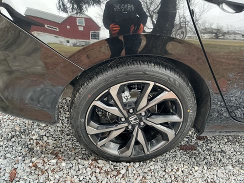 Used 2019 Honda Civic Sport image 26