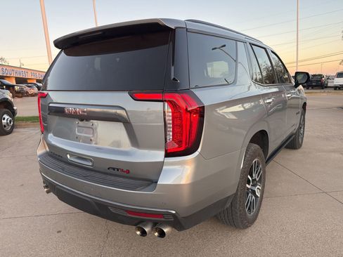 Used 2024 GMC Yukon AT4 w/ Technology Package image 7