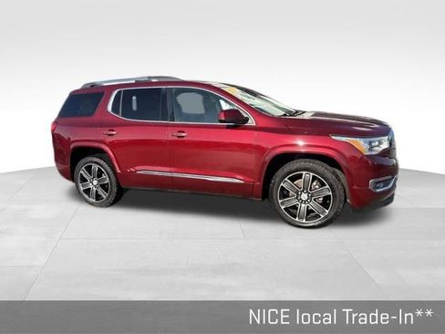 Used 2018 GMC Acadia Denali w/ Technology Package FWD image 18