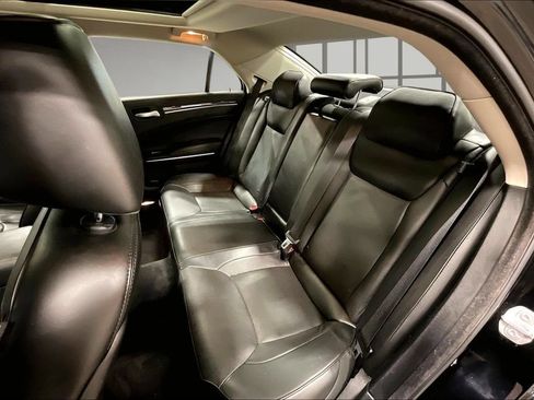 Used 2016 Chrysler 300 C AWD/4WD image 23