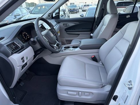 New 2026 Honda Ridgeline RTL image 14