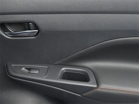 New 2025 Nissan Versa SR w/ Trunk Package image 29