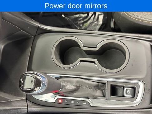 Used 2018 Chevrolet Equinox LT image 30