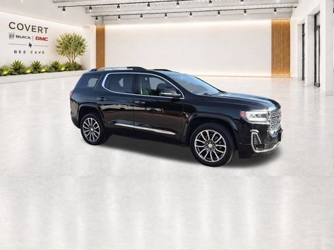 Used 2021 GMC Acadia Denali w/ Denali Technology Package FWD image 16