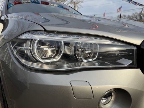 Used 2017 BMW X5 M image 15