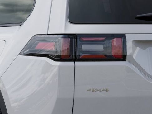 New 2026 Jeep Cherokee Laredo AWD/4WD image 9