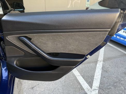 Used 2018 Tesla Model 3 Long Range image 24