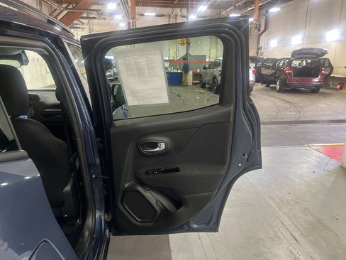 Used 2021 Jeep Renegade Sport AWD/4WD image 21