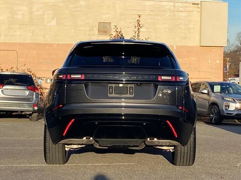 Used 2023 Land Rover Range Rover Velar R-Dynamic S image 4