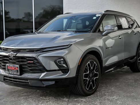 Used 2024 Chevrolet Blazer RS w/ Driver Confidence II Package AWD/4WD image 6