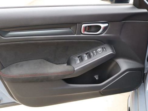 Used 2024 Honda Civic Type R image 17