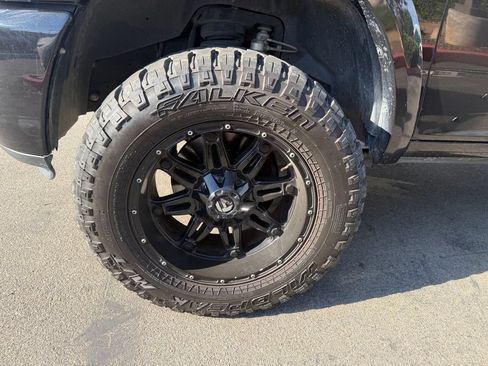 Used 2018 RAM 2500 Laramie w/ Sport Appearance Group AWD/4WD image 7