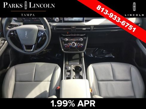 Certified 2022 Lincoln Corsair FWD w/ Equipment Group 101A image 11