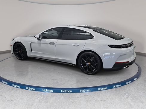Used 2025 Porsche Panamera 4 AWD/4WD image 9