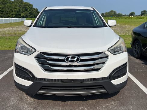 Used 2016 Hyundai Santa Fe Sport w/ Cargo Package FWD image 8