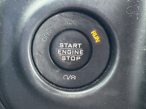 Used 2018 Jeep Wrangler Unlimited Sport S image 20