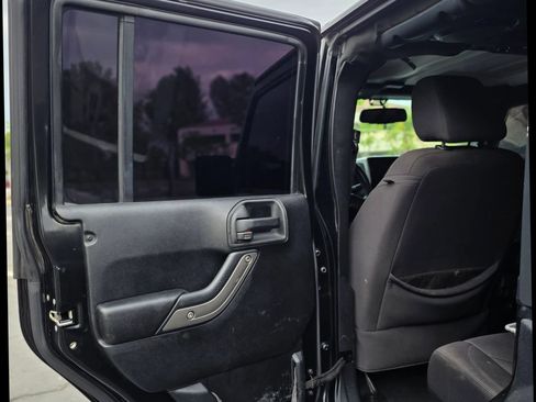 Used 2013 Jeep Wrangler Unlimited Sport AWD/4WD image 13