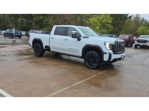 New 2026 GMC Sierra 2500 Denali Ultimate w/ LPO, Black Badging Package image 2