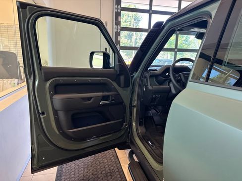 New 2026 Land Rover Defender 110 Trophy Edition AWD/4WD image 10