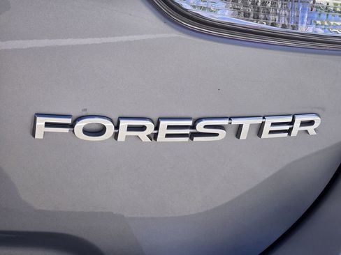 Used 2021 Subaru Forester Limited AWD/4WD image 12
