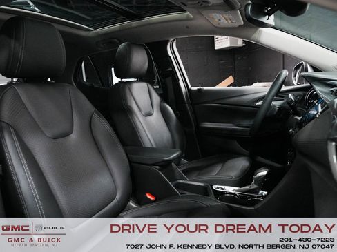 Used 2023 Buick Encore GX Essence w/ Experience Buick Package AWD/4WD image 36