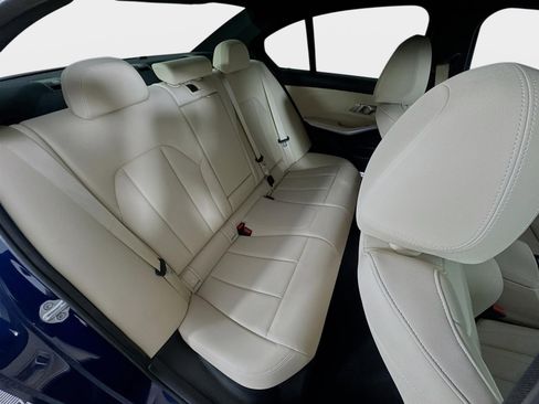 Used 2020 BMW 330i xDrive Sedan w/ Convenience Package image 29