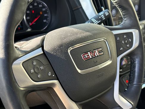 Used 2018 GMC Terrain SLT w/ Preferred Package FWD image 25
