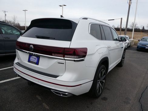 New 2026 Volkswagen Atlas SEL Premium R-Line AWD/4WD image 3