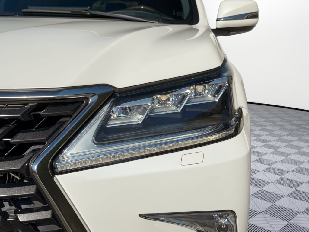 Used 2021 Lexus LX 570 4WD w/ Sport Package image 12