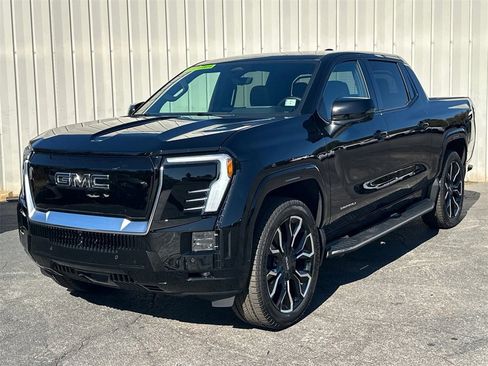 New 2025 GMC Sierra EV Denali image 2
