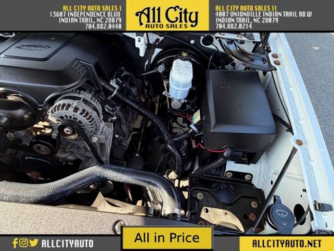 Used 2011 GMC Yukon SLT w/ SLT-2 Equipment Package image 36