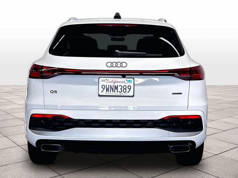 Used 2025 Audi Q5 Premium AWD/4WD image 8