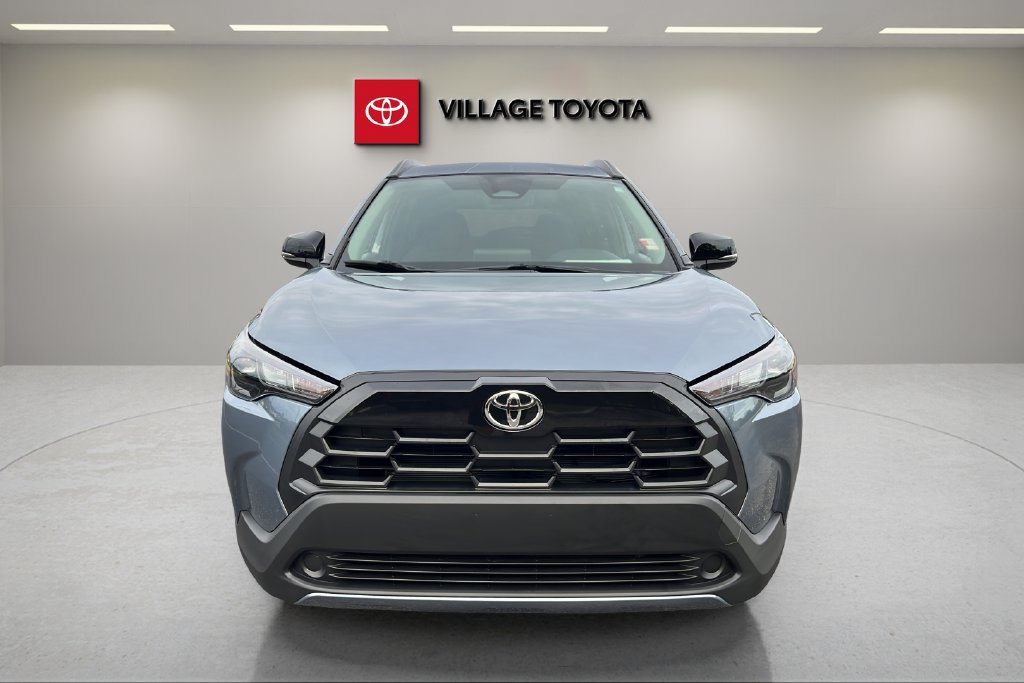 Certified 2026 Toyota Corolla Cross LE FWD image 8