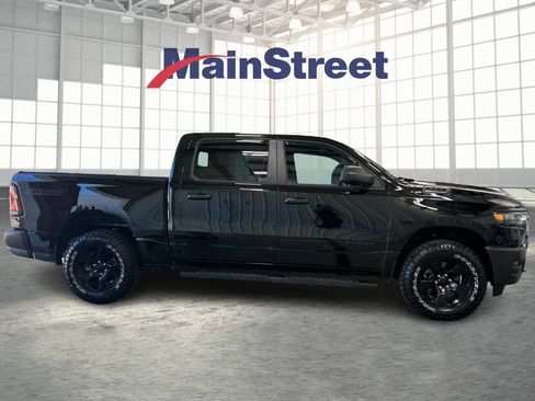Used 2025 RAM 1500 Warlock AWD/4WD image 6