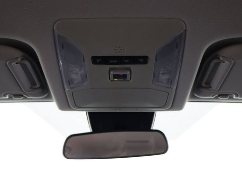 Used 2025 Toyota RAV4 XLE FWD image 24