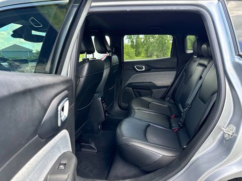 Used 2024 Jeep Compass Latitude AWD/4WD image 20