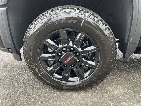 New 2026 GMC Sierra 2500 AT4 w/ AT4 Premium Plus Package AWD/4WD image 69