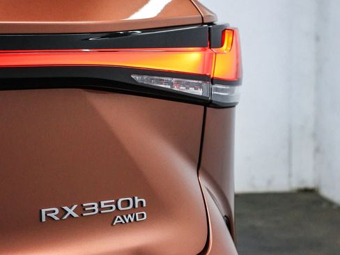 Certified 2023 Lexus RX 350 w/ Cold Area Package AWD/4WD image 11
