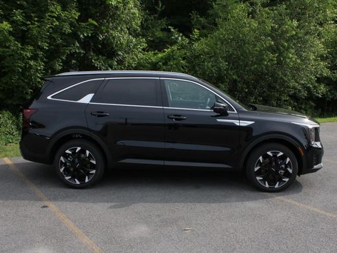 New 2026 Kia Sorento EX AWD/4WD image 4